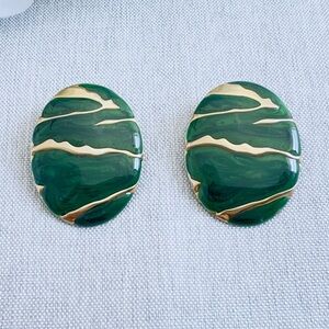 Vintage Retro Oval Green Enamel Yellow Gold Plated Stud Earrings Clip On 70s